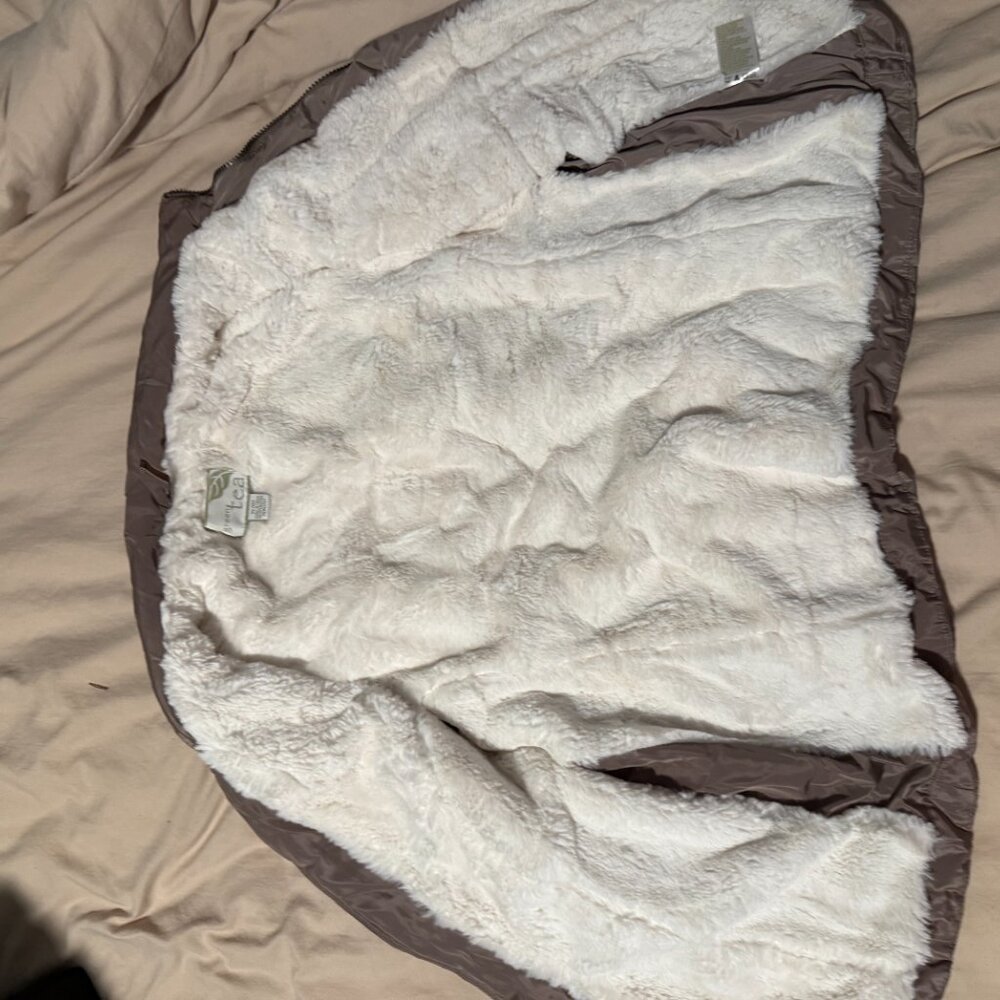 Sweater Vets - Picture 2 of 2